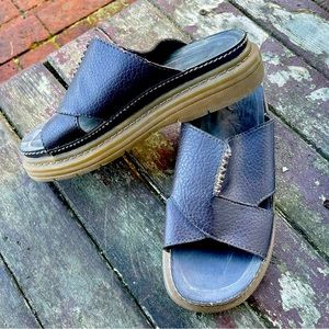 Faded Glory vintage platform chunky sandals similar to Dr Martens!